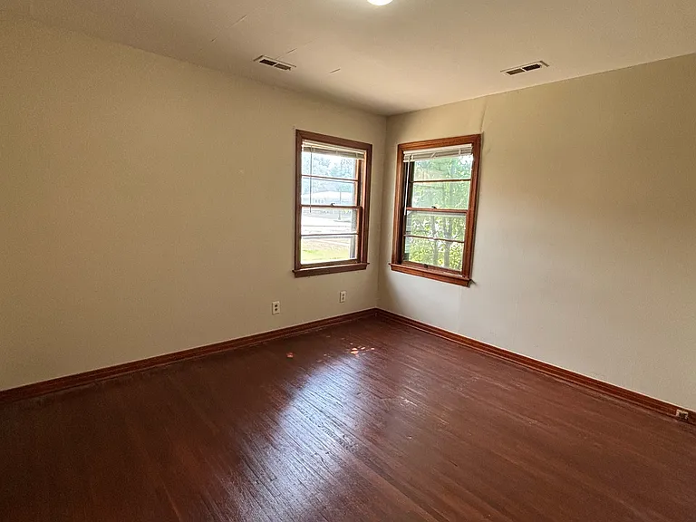 4718 Arbor St — Photo 7