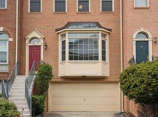 8552 Westown Way, Vienna, VA 22182