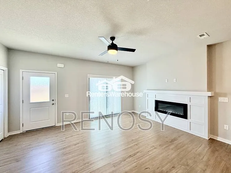 3620 NE Marissa Ln — Photo 8