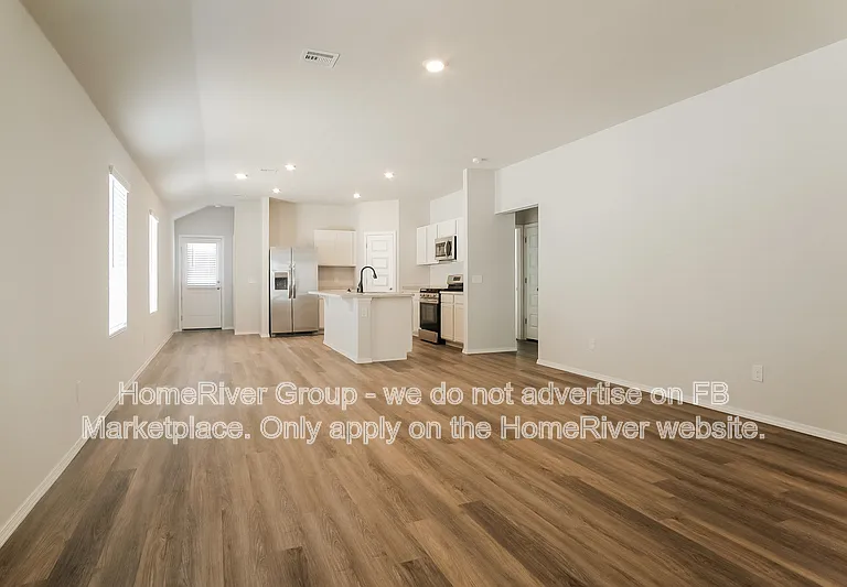 1212 Guthrie Farms Blvd — Photo 3