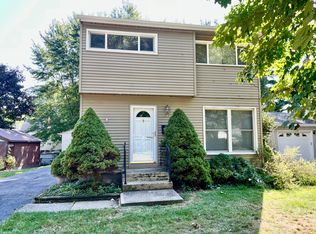 2869 7th St, Cuyahoga Falls, OH 44221