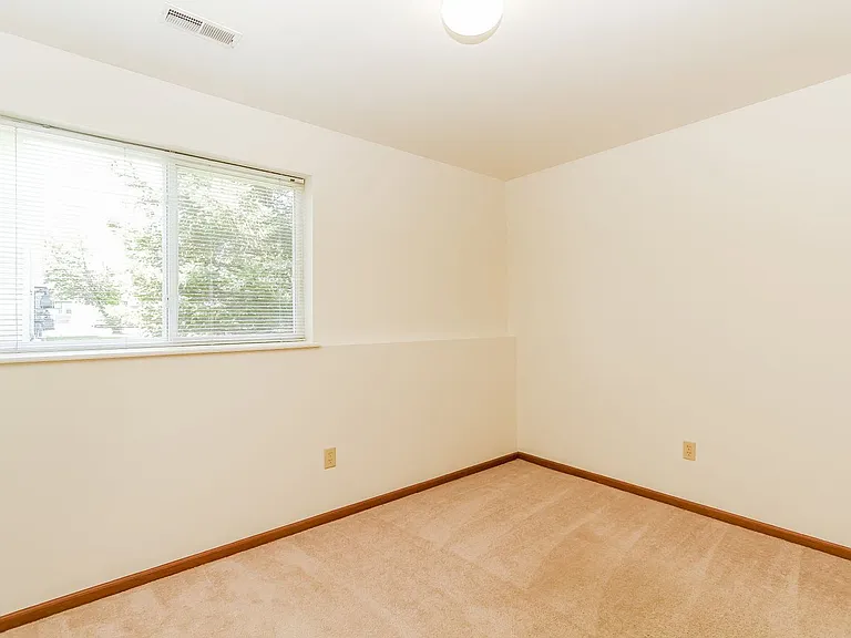 Hightree Townhomes — Photo 34
