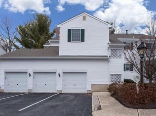 90 Smithfield Ct, Basking Ridge, NJ 07920