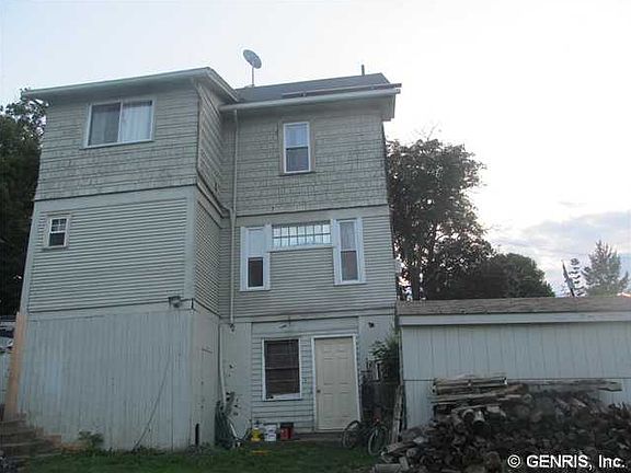 2nd image of 14 Park Pl