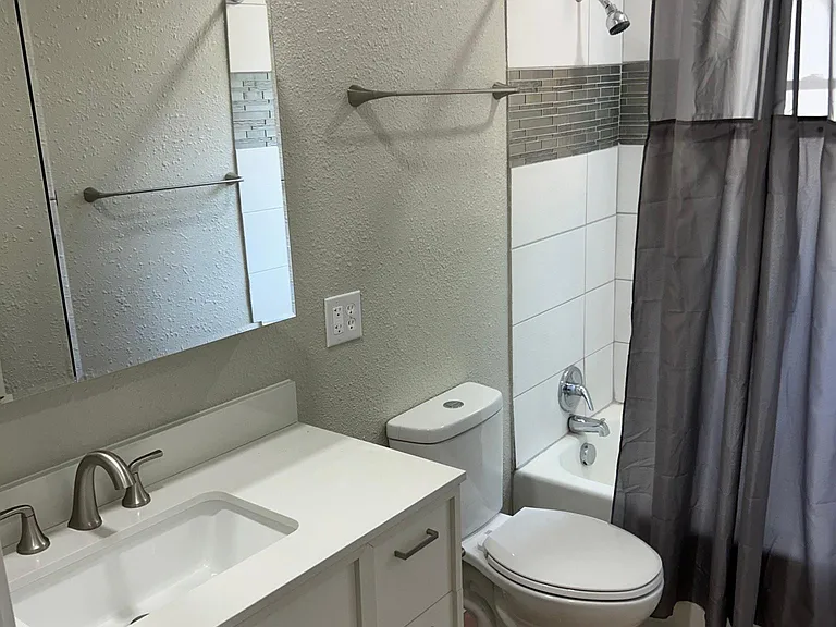 2317 S Topeka Ave — Photo 12