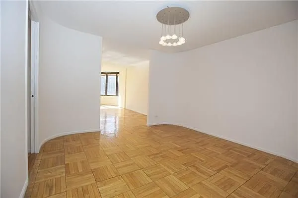 Sold by Sumitomo Real Estate Sales | media 1