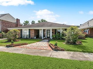 62 Carolyn Ct, Arabi, LA 70032