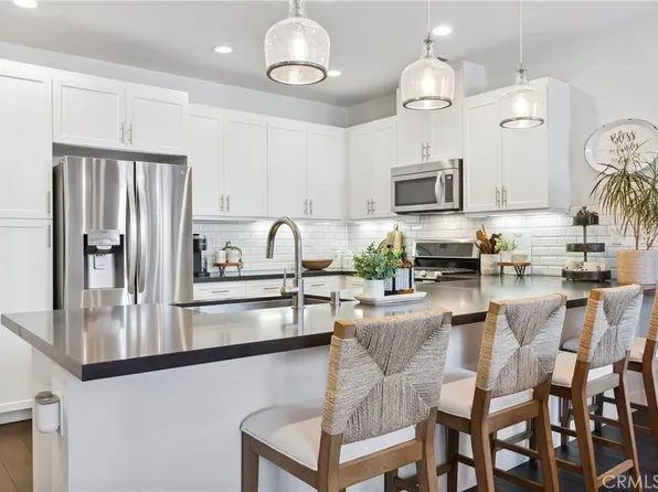 4 Zacate St, Mission Viejo, CA 92694