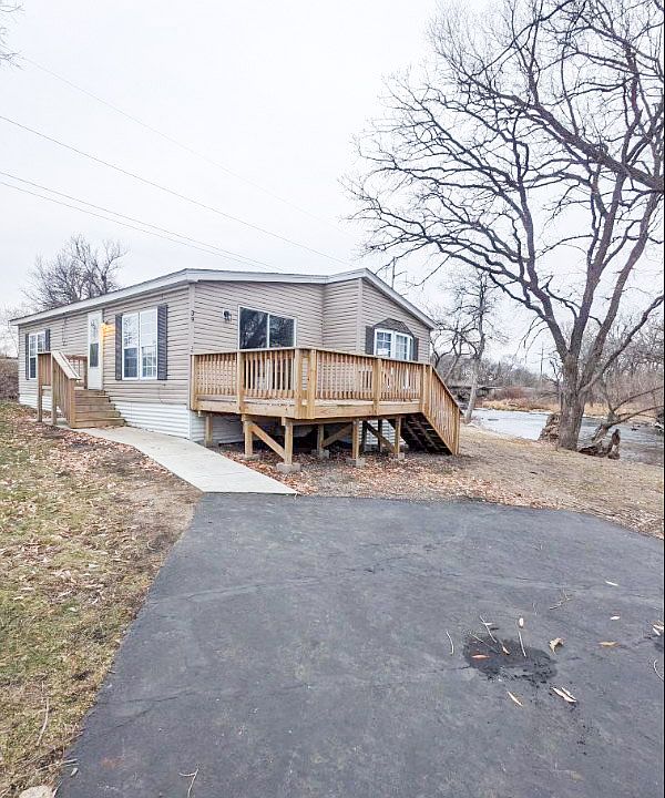 1st image of 523 54th Ave #39