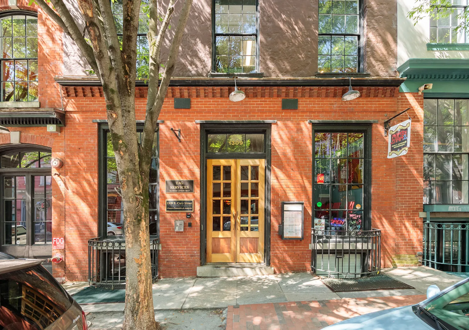 1309 E Cary St (Resident) — Photo 2
