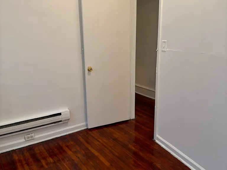 6118 Locust St #A — Photo 7