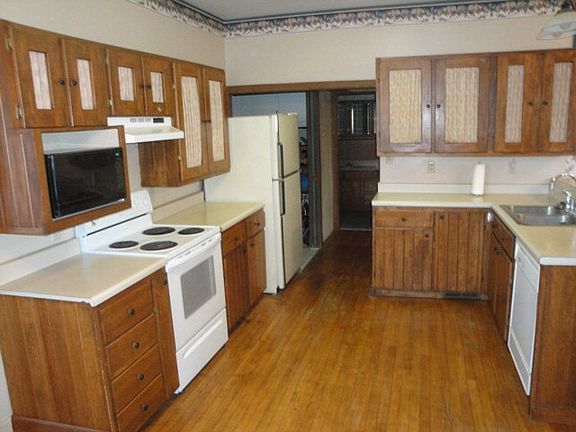 5th image of 212 E Richmond Ave