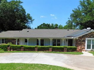 2239 Hickory Dr, Ardmore, OK 73401