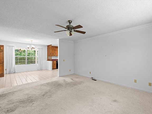 5th image of 4240 Hopewell Dr NW