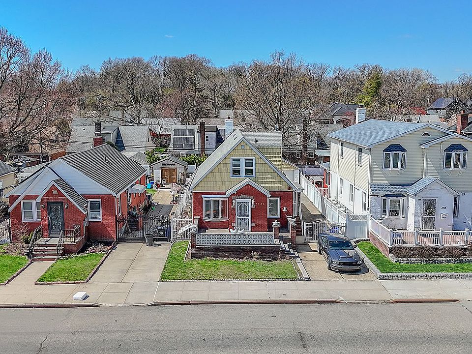 1st image of 4958 Utopia Pkwy
