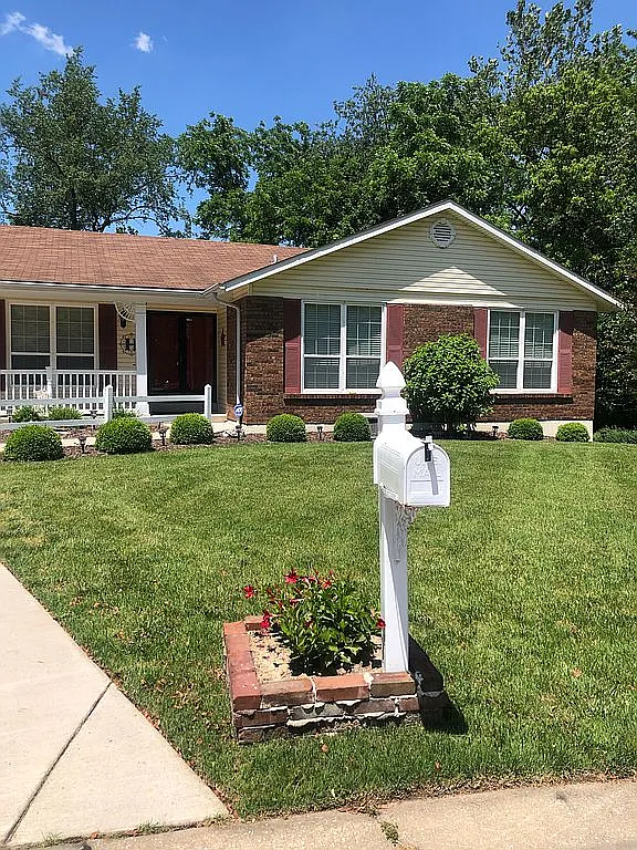33 Oakshire Ct photo 1