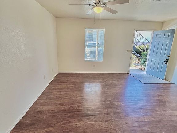 4th image of 1901 E Lindsey St APT 20A