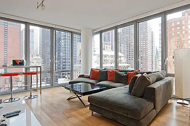 Rented by R New York