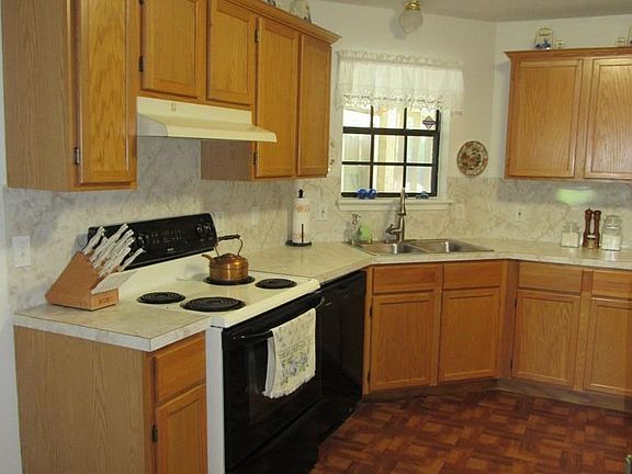 3rd image of 187 Mimosa Cir #44
