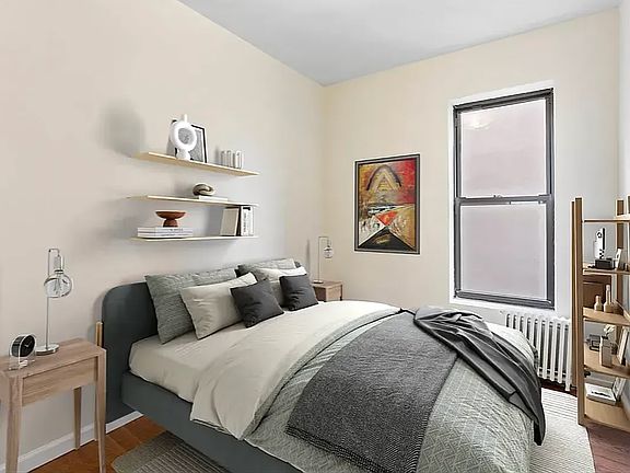 5th image of 6 St Nicholas Ter APT 2B