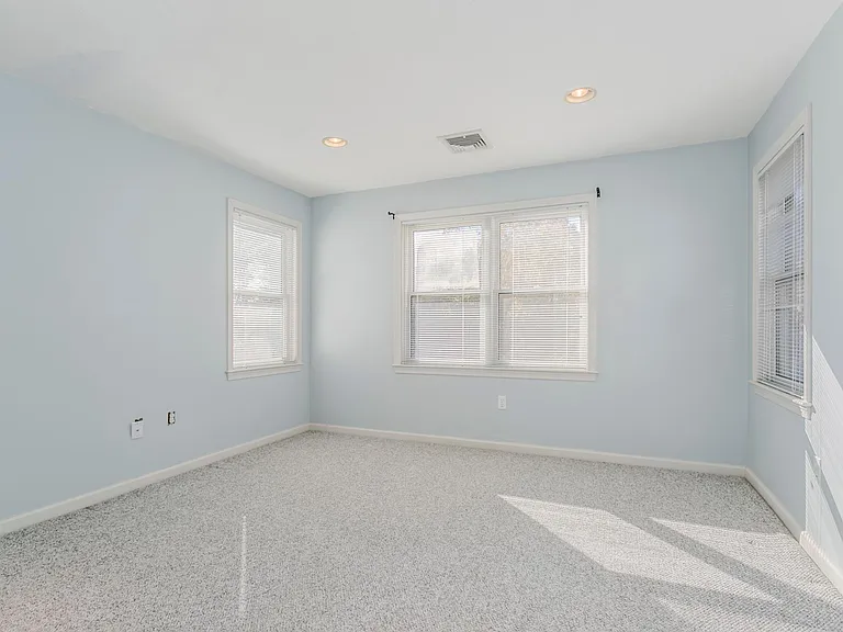 9 Reservoir Rdg — Photo 5