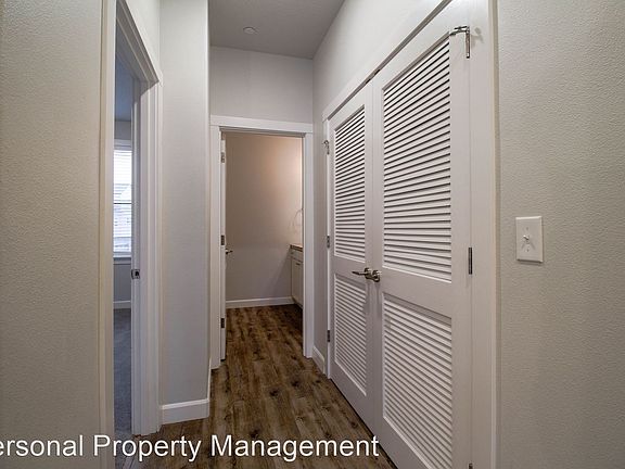 5th image of 171 Loganberry Ct
