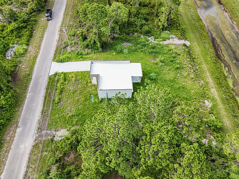 757 Joponica Ave S — Photo 4
