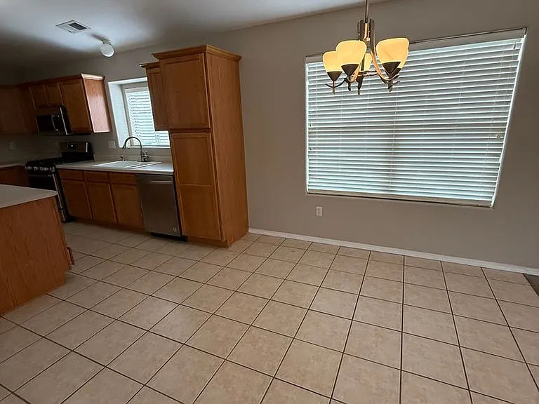 2526 Tuscan Hills Ln — Photo 11