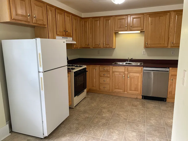 3303 Arbor St — Photo 12