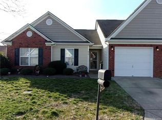 217 Woodbridge Cir, Mount Holly, NC 28120