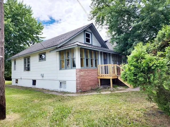 1602 7th Ave E, Hibbing, MN 55746