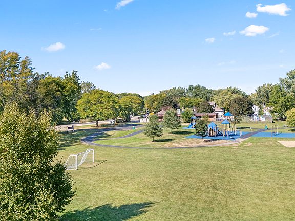 5th image of 1152 Courtland Dr #406