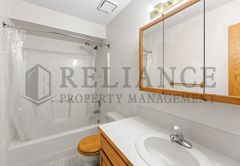 8502 W Westlawn Cir — Photo 16
