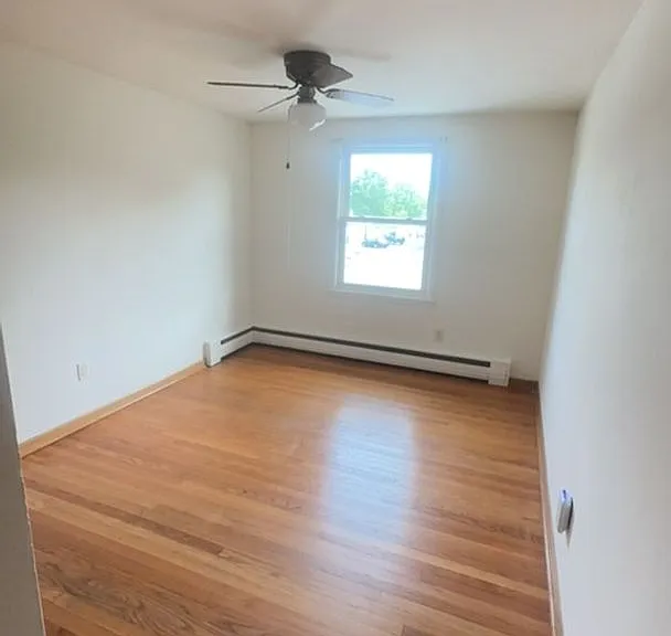 4409 Monona Dr — Photo 9