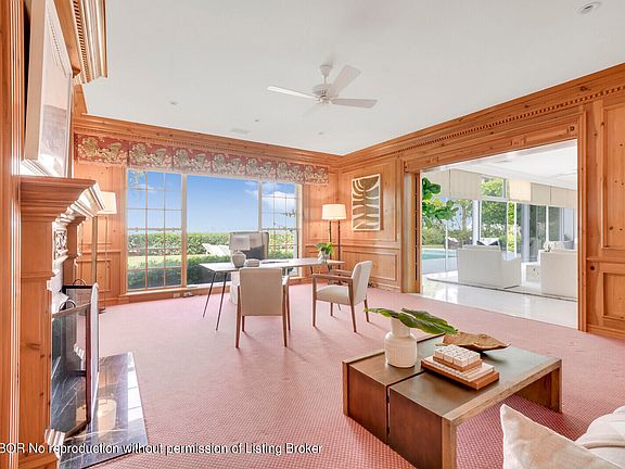 4th image of 1010 N Lake Way