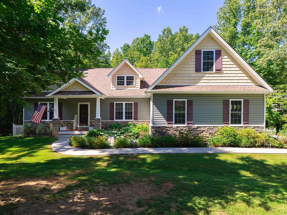 1st image of 297 Forest Glen Ln