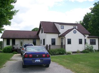 19425-14 Mile Rd, Big Rapids, MI 49307