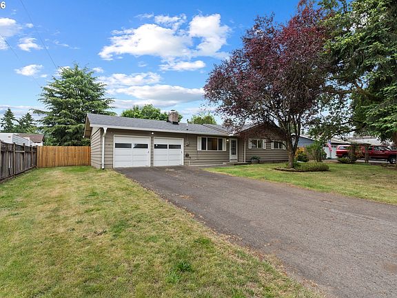 2nd image of 4511 NE 122nd Ave