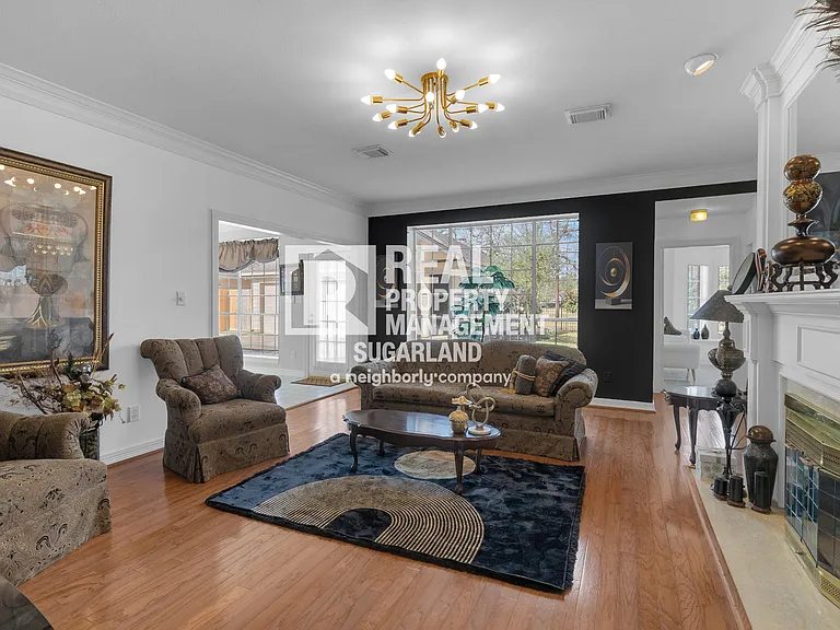 4410 Heatherwilde St — Photo 43