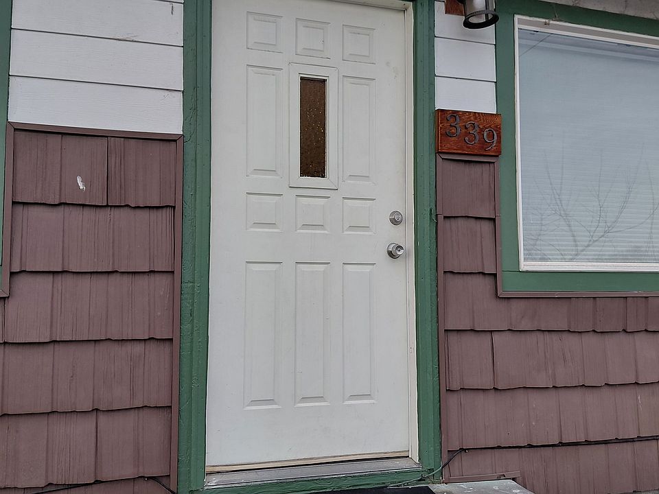 1st image of 339 6th Ave N