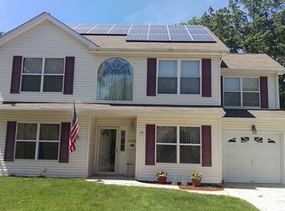 19 Glenville Rd, Edison, NJ 08817