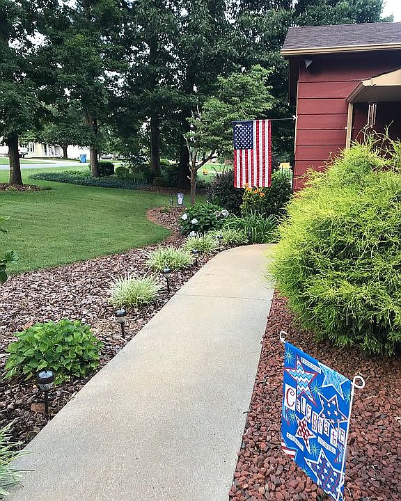 2nd image of 2507 Brentwood Cir