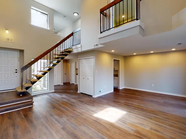 1208 Chanticleer, Cherry Hill, NJ 08003