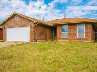 3305 Remington Ct, Norman, OK 73072
