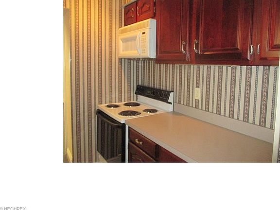 5th image of 9314 Garfield Blvd
