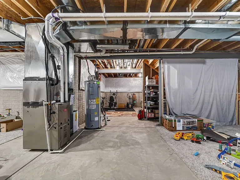 3805 Mantle Dr — Photo 41