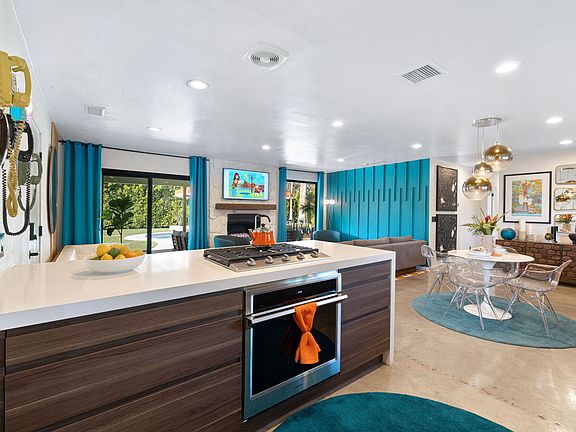 3rd image of 2445 E Del Lago Rd