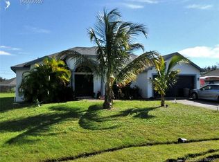 462 SW Naftal Pl, Port Saint Lucie, FL 34953