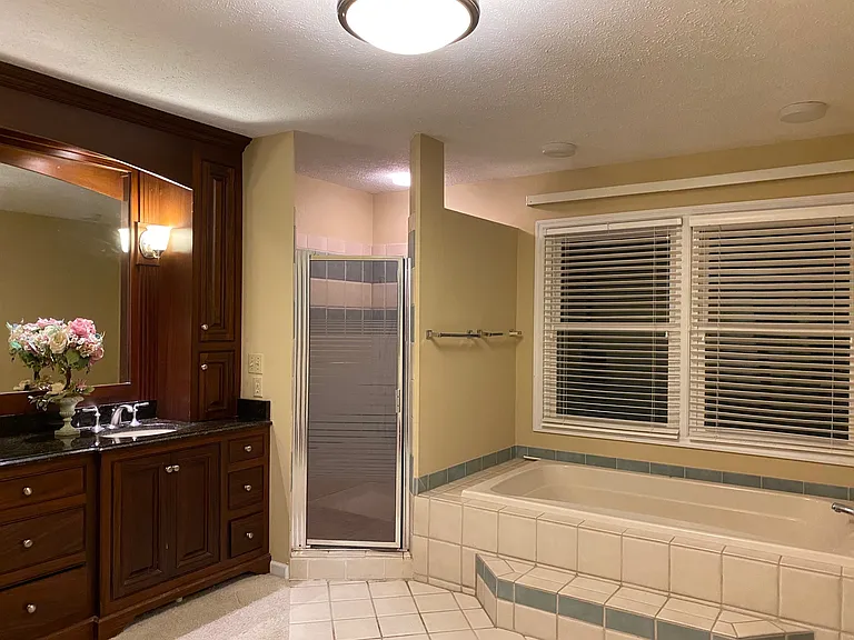 2206 E Autumn Dr — Photo 34