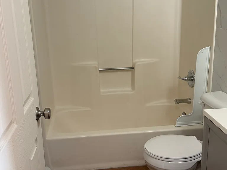467 Stratford Way #3 — Photo 8